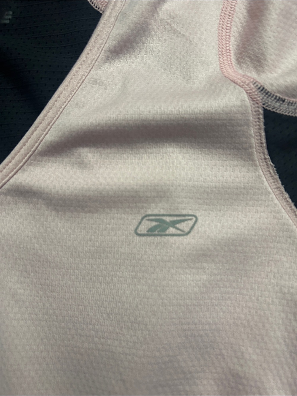 Reebok Running Top -Excellent Condition - Picture 3 of 9